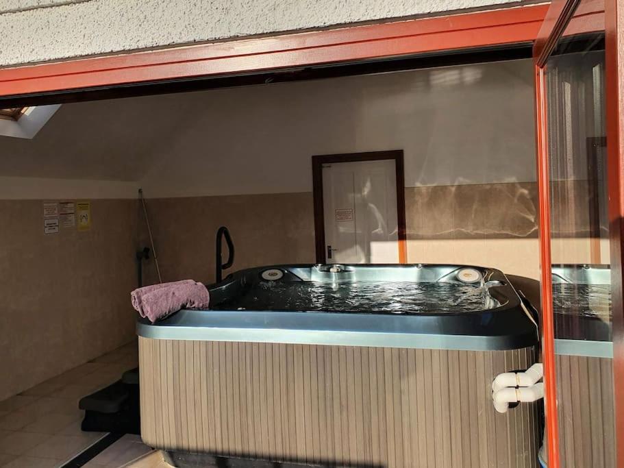 Peregrine Stable Cottage Llandovery Εξωτερικό φωτογραφία
